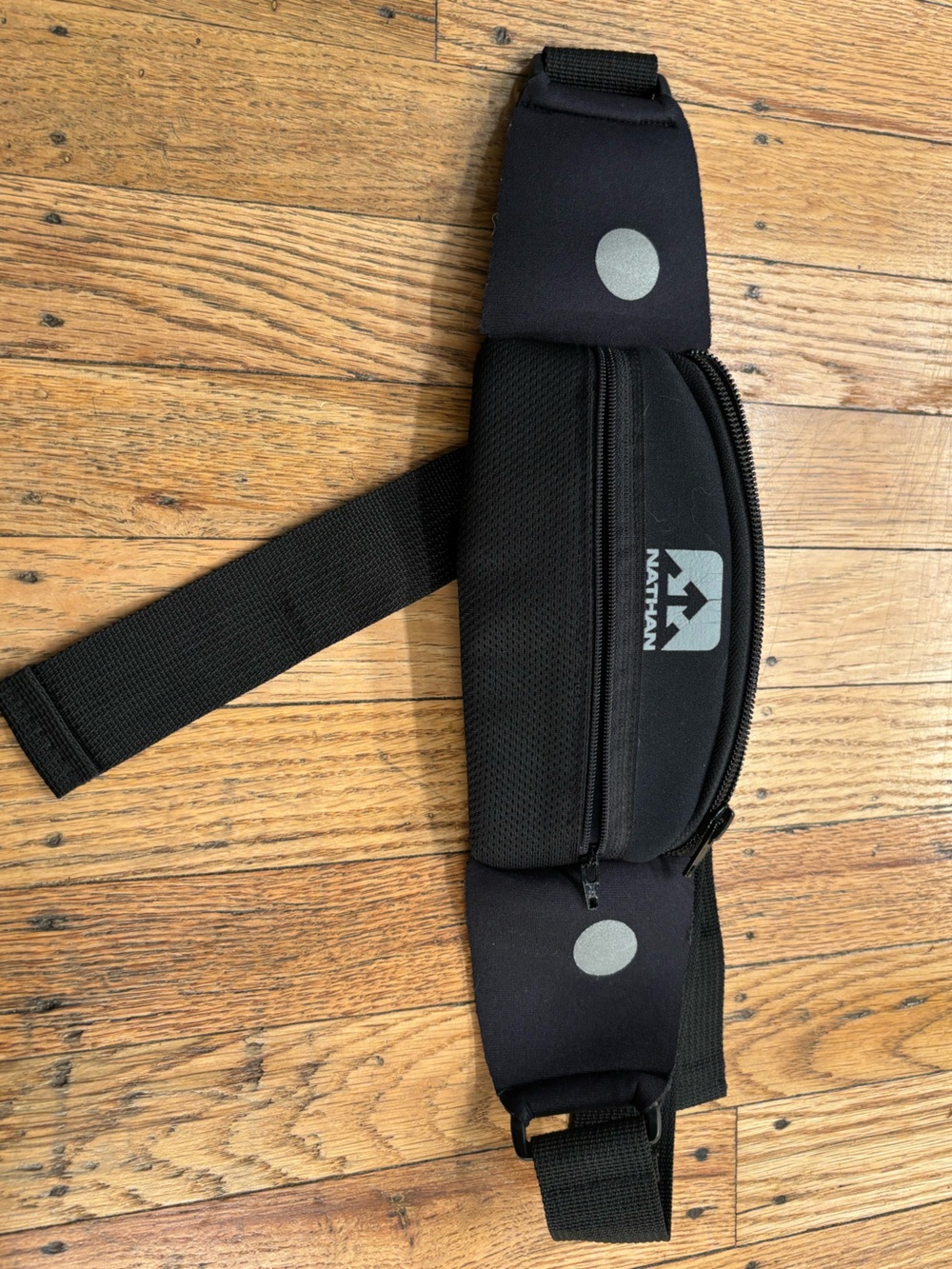 Nathan Black Reflective Waist Belt Pack for Men